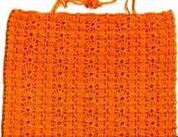 Blusinha com com 2 alças para atar atrás do pescoço 
(cintura 50cm)
