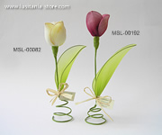 Flores Tulipas Saltitantes feitas em Meia de Seda