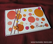 Livro de Mensagens de Batizado decorado com Flores de Biscuit