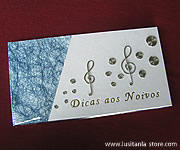 Livro de Honra decorado com Tela e Notas Musicais