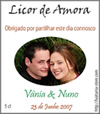 Rótulo com foto dos noivos para garrafinha de licor personalizada