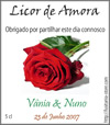 Rótulo com flor rosa para garrafinha de licor personalizada